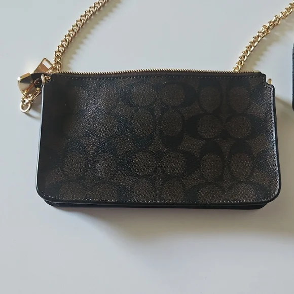 Coach Black Crossbody Bag with Gold Chain - Picture 4 of 10